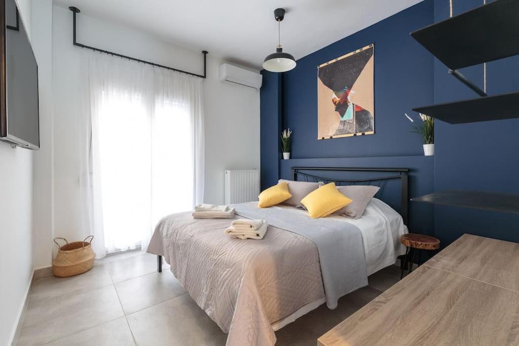 Apartment Cinema At The Center Of